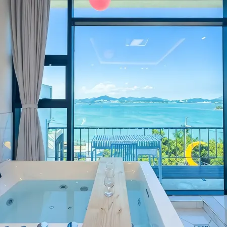 Yeosu Road 328 Ocean View Pool Villa