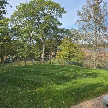 Direct Waterfront -Charming 3-BR house with AC, fitness room in Old Saybrook