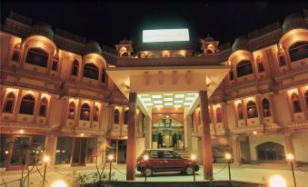 Hotel Raj Vilas Place