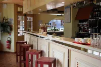 Dolce Vita Hotels in Fouquieres-les-Bethune