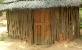 Dumisa African Home