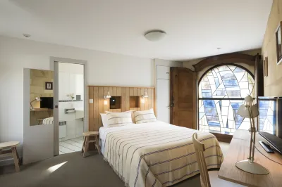 Auberge de la Commanderie Hotels in Montagne