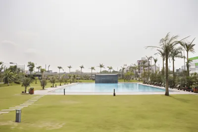 Central Hotel Các khách sạn gần Shop Mẹ & Bé Thanh Hạnh 2