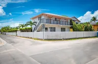 Royal Palm Hotel Hotels in Spanish Wells