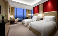 The Trans Luxury Hotel Bandung Hotel di Kecamatan Batununggal