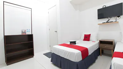 RedDoorz Near Liceo de Cagayan University Highschool