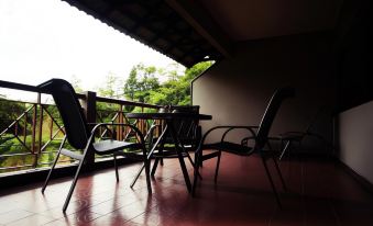 Zarania Hillhomes - Housity