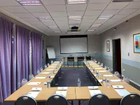 Ibis Styles Villeneuve-Sur-Lot Hotels in Pujols