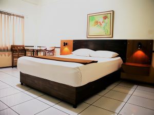 Augusta Cengkareng Hotel