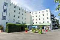 Ibis Budget Marne la Vallée Pontault Combault Các khách sạn ở Emerainville