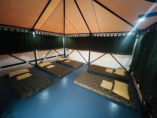 Camp Backpackers Port Barton