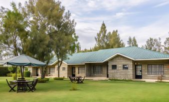Fina Gardens Resort - Housity