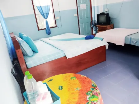 ห้องดับเบิล (เฉพาะพัดลมไฟฟ้า)