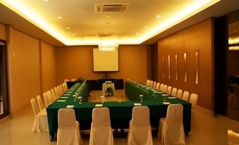 The Oxalis Regency Hotel Magelang