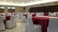 Pelangi Hotel & Resort Hotels in Sukaraja