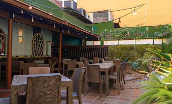 4. Hotel El..