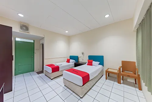 RedDoorz @ Jalan R.E. Martadinata Sukabumi Hotel a Cikole