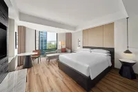 Sheraton Hanoi West Hotels in Quan Nam Tu Liem