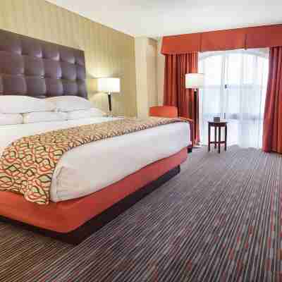 Drury Inn and Suites St Louis Union Station Rooms