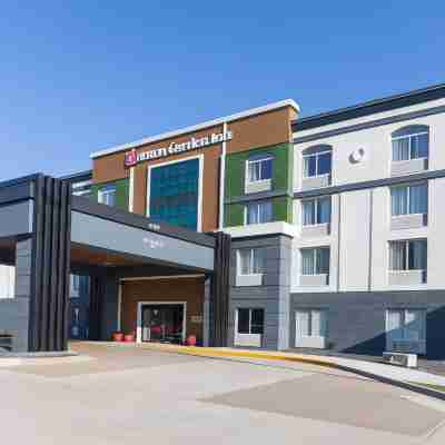 Hilton Garden Inn Des Moines Airport Hotel Exterior
