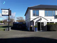 Village Motel Hotels in Clifton
