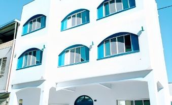 Kenting Corner Hostel