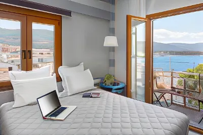 Dimitra Boutique Hotel Hotele w: Poros