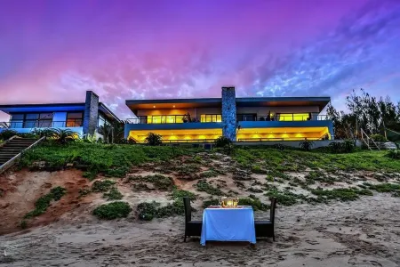 Canelands Beach Club Отели в г. Баллито