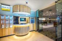 나이트캡 앳 시퍼드 호텔