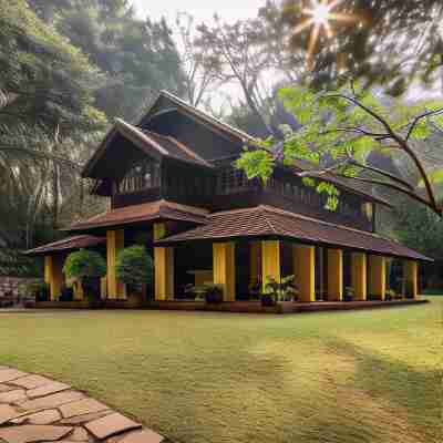 Pepper Trail Hotel Exterior