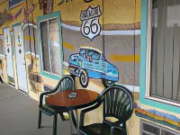 El Trovatore Motel - Motels
