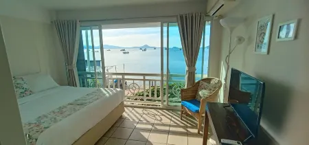 Baan Sattahip by the Sea Отели рядом с достопримечательностью «Остров принцессы Шамейшань»