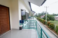 RedDoorz Plus Near Kualanamu Airport - Business