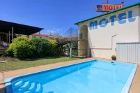Bishops Lodge Narrandera Hotels in Gillenbah