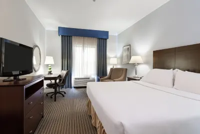 Holiday Inn Express & Suites New Iberia-Avery Island Hotels near Episcopal Church of the Epiphany