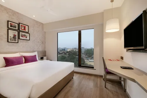 7 Apple Hotel Mahape, Navi Mumbai - parking