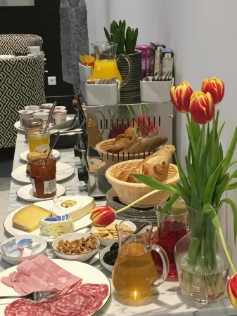 Le Dome Отели рядом с достопримечательностью «Ашан»