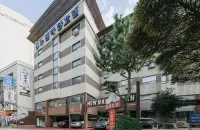 Manhattan Hotel Hotels in Jeju