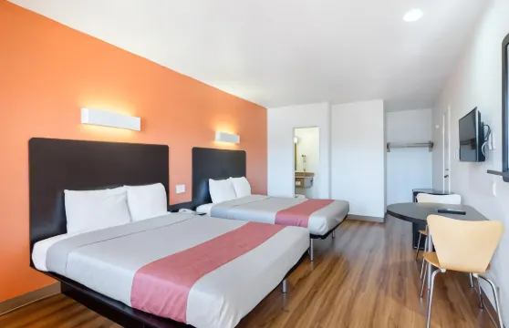 聖達菲廣場城市商業區6號汽車旅館