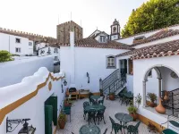 Casa de S. Thiago do Castelo Hotels in Obidos