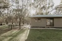 The Paddock at Ulupna - the Paddock at Ulupna - 10 Minutes from Cactus Country