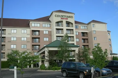 Courtyard Erie Ambassador Conference Center Hôtels à : Summit Township