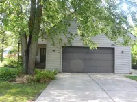 Portage Lakefront - Great View & Location - 5 Bedrooms - 3 Baths - 2 Car Garage - 民泊