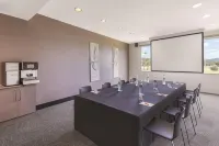 Travelodge Hotel Hobart Airport Hotels in Carlton