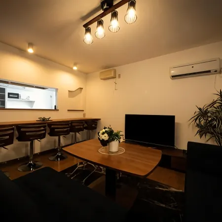 Hongo 11 Hotel Отели рядом с достопримечательностью «Стадион «Саппоро Ацубэцу Парк»»