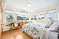 3Br Bungalow • 1 Block to Beach •Shuffleboard•Ocean & River Views • Bandon Dunes
