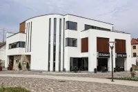 ヴィクトリア ホテル のホテル