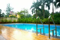 Tribal Wood Resort - 3-Star