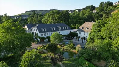 Hotel Und Weingut Karlsmühle Các khách sạn ở Riol