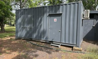 Territory Manor Motel & Caravan Park